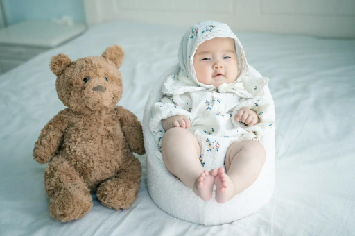 烟台宝宝挠耳朵是怎么回事 烟台宝宝挠耳朵是怎么回事